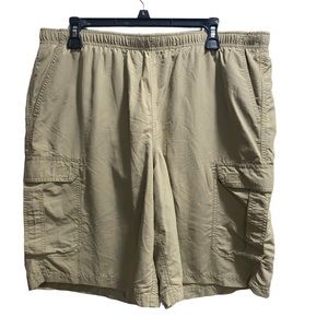 Men’s L.L. Bean Swim Shorts Item #256554 size Large EUC Beige‎
